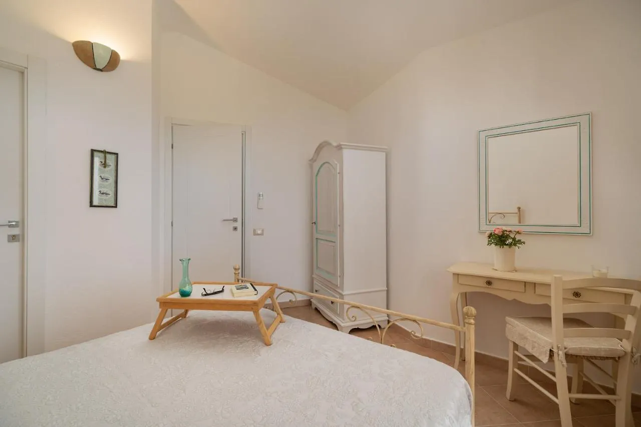 Villa Mirto Green House Riva dei Pini 0*,  Ιταλία